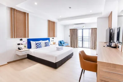 이그제큐티브 스위트 — Citin Armoni Patong Hotel by Compass Hospitality - Newly Renovated